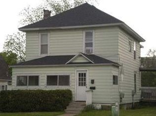619 Connable Ave, Petoskey, MI 49770