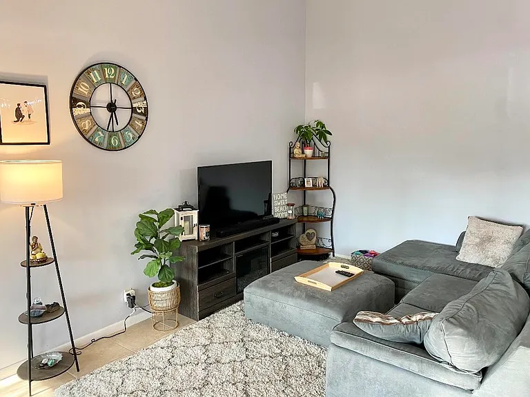 5734 Northpointe Ln — Photo 4