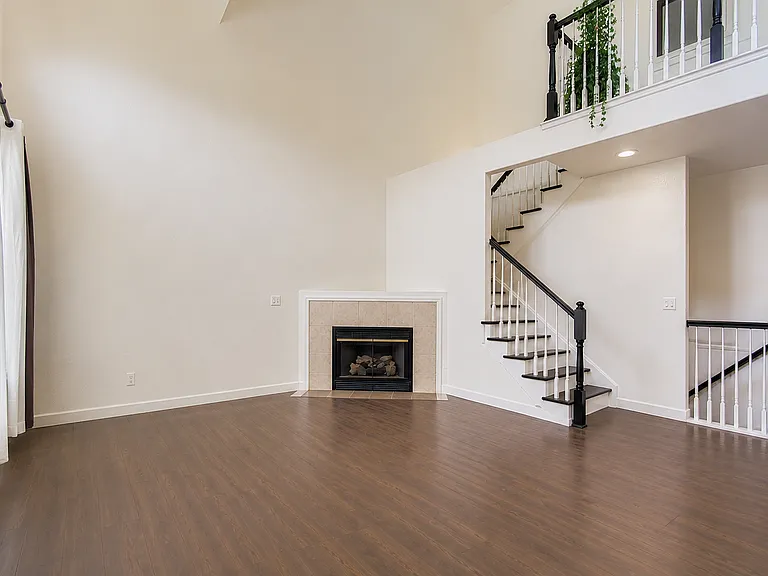 18182 E Colgate Pl — Photo 3
