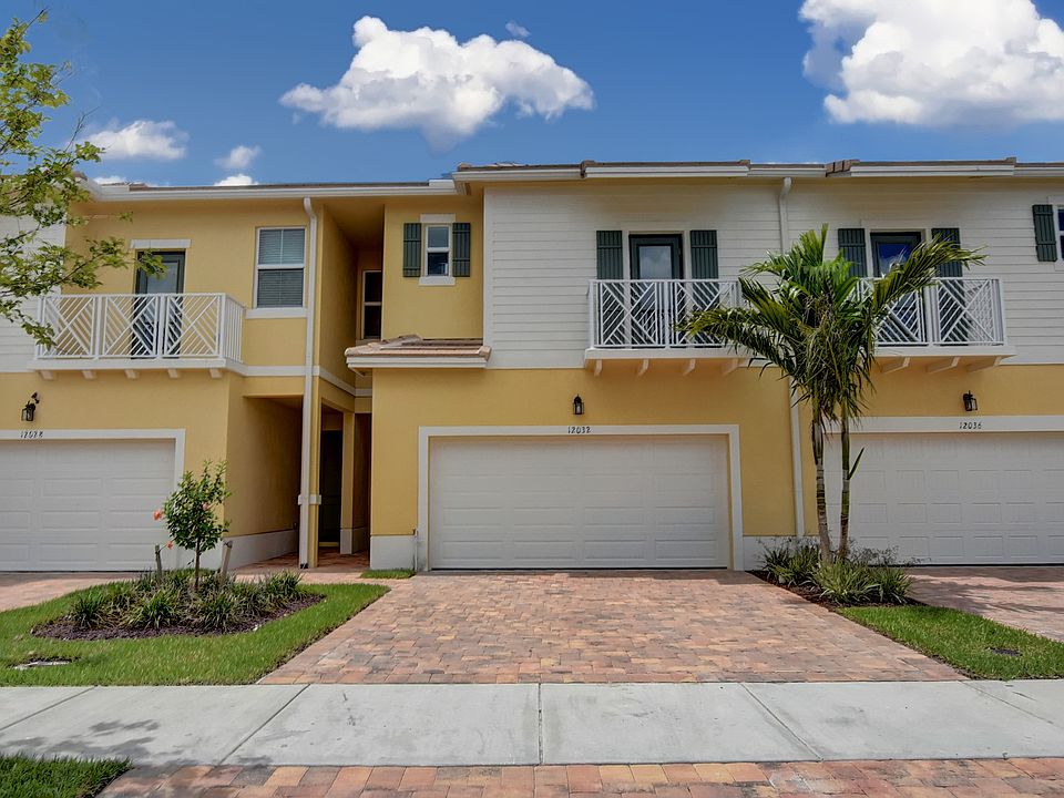 Luxurious Townhomes
