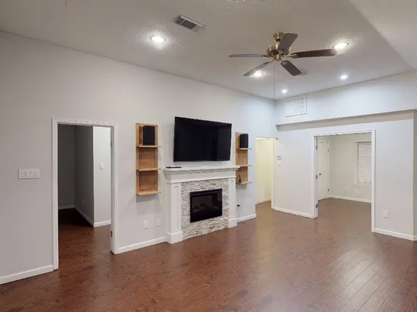 90 S Cobble Hill Pl, Spring, TX 77381