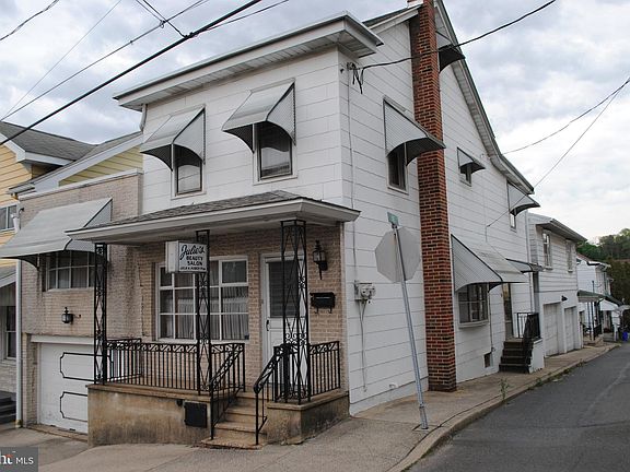 5th image of 314 N 2nd St