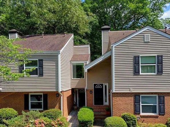 24 Dunwoody Springs Dr, Sandy Springs, GA 30328