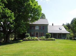 41 Old Pasture Rd, Greensboro Bend, VT 05842