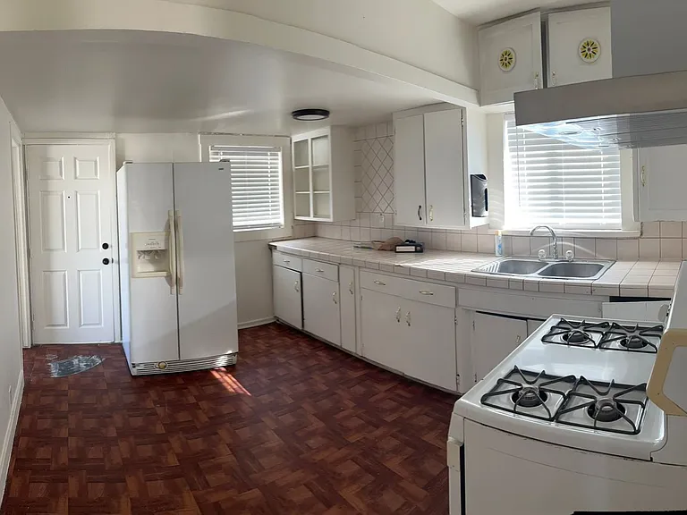 249 Idyllwild Dr — Photo 8