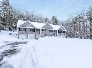 1109 Mammoth Rd #A, Pelham, NH 03076