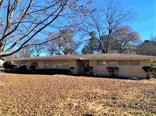 108 N Davis St, New Boston, TX 75570