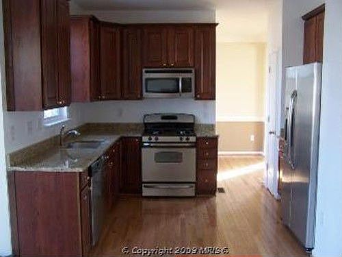 4th image of 19240 Wheatfield Dr