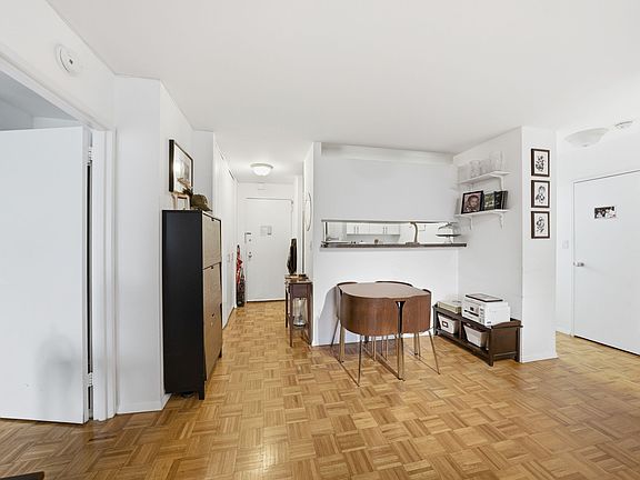 4th image of 10 River Rd APT 4J