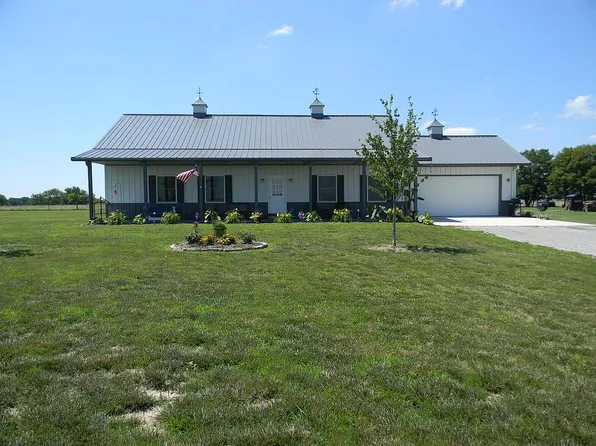 455 S 7 Hwy, Girard, KS 66743