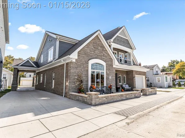 543 Deer St, Plymouth, MI 48170