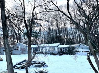 52 Lafayette Rd, Sparta, NJ 07871