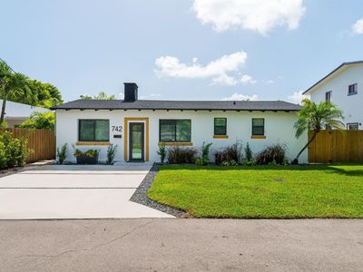 742 NE 17th Avenue, Fort Lauderdale, FL, 33304