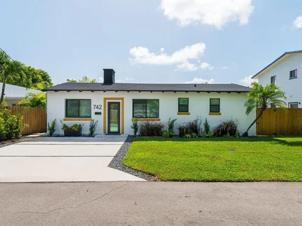 742 NE 17th Avenue, Fort Lauderdale, FL 33304