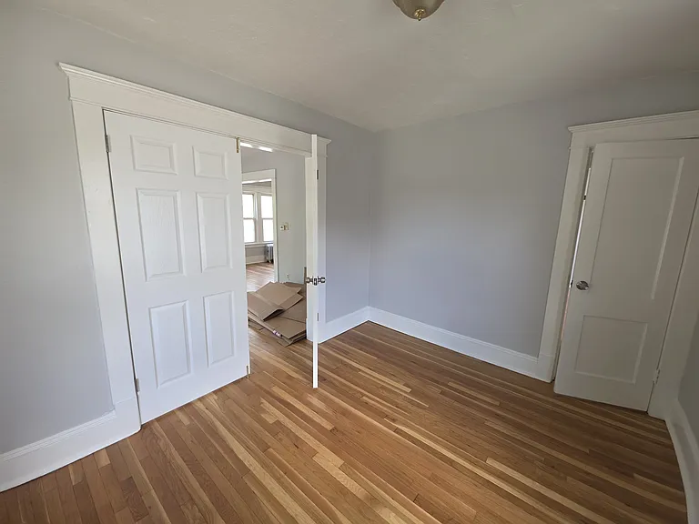 25-27 Woodlawn St #2 — Photo 7