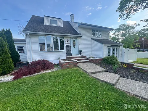 216 N Hill Rd Photo 1