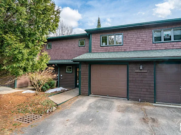 10 Hemlock Way Unit 2, Lake Placid, NY 12946