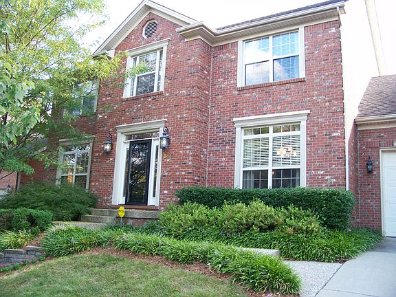 3rd image of 656 Poplar Springs Ln