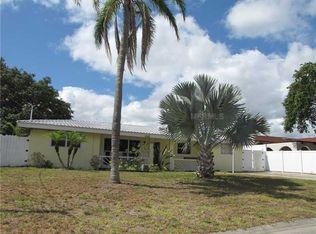 4220 2nd Ave NE, Bradenton, FL 34208