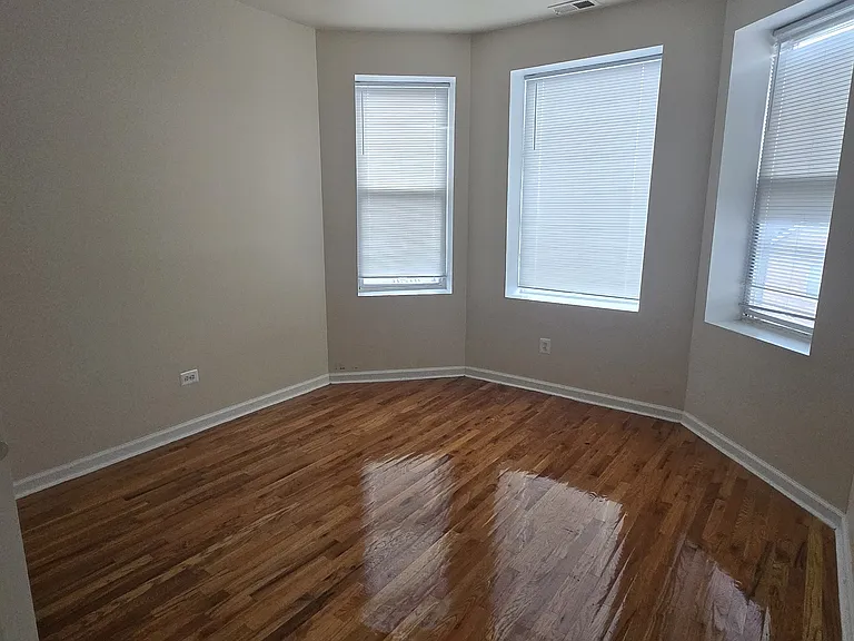 4101 W Gladys Ave — Photo 10