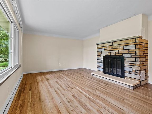 4th image of 58 W Bel Meadow Ln