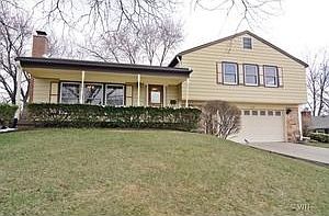 1st image of 1635 Park Dr