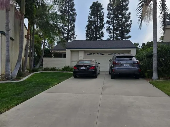 881 Garnet Ave, Ventura, CA 93004