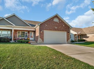 921 Casey Dr, Minooka, IL 60447