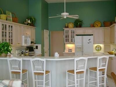 4th image of 937 SW Lighthousr Dr