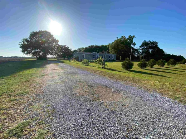 5589 Tractor Trl, Jay, FL 32565