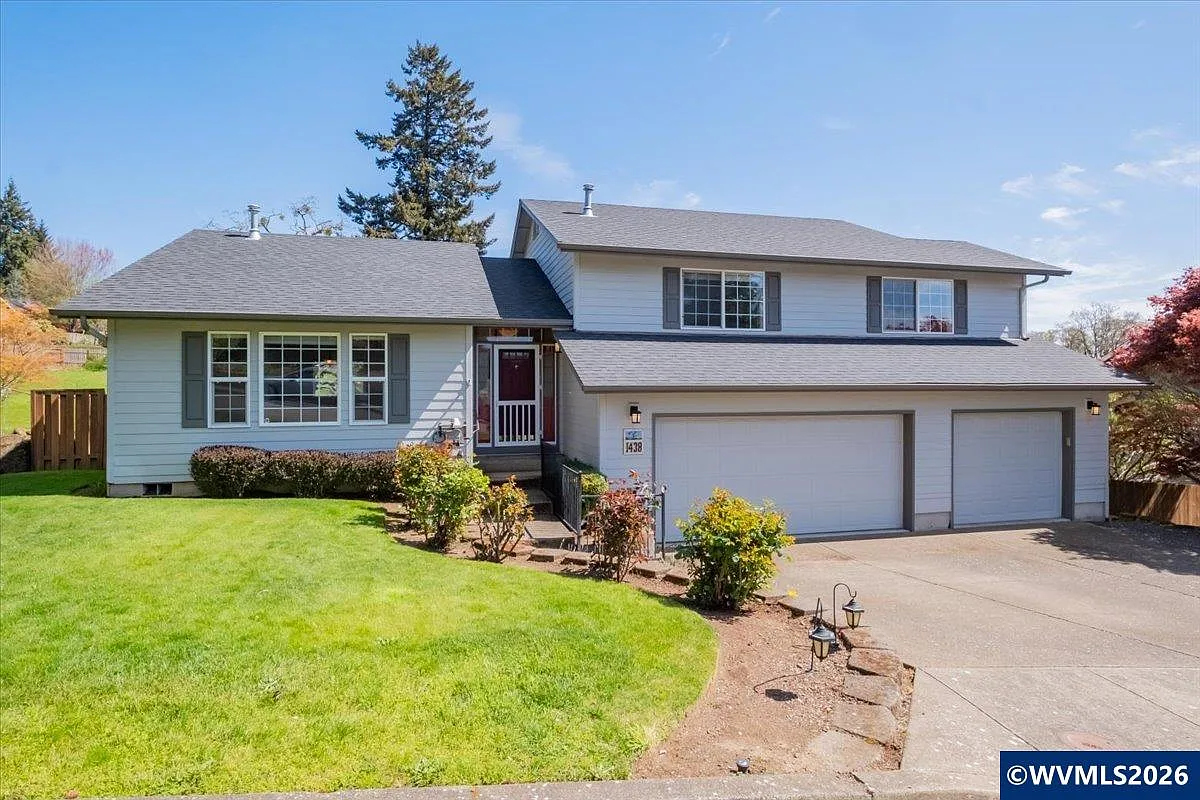 1438 Cathlamet Ct NW photo 1