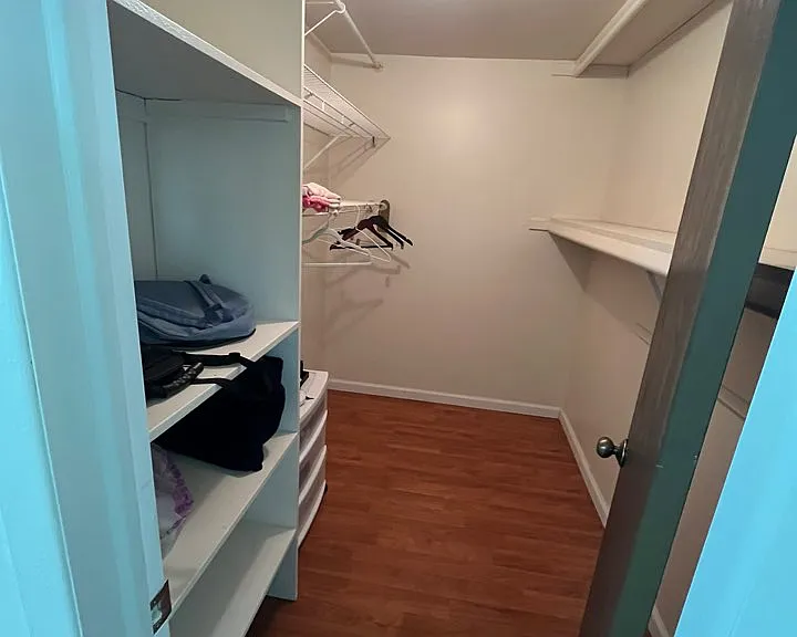 1102 Washington Cir — Photo 13
