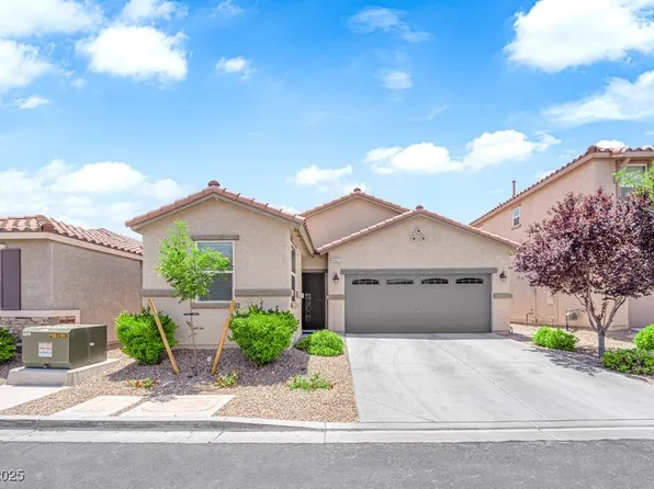 9467 Samuel Clemens Ct, Spring Valley, NV 89147