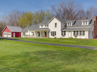 1009 S End Rd, North Hero, VT 05474