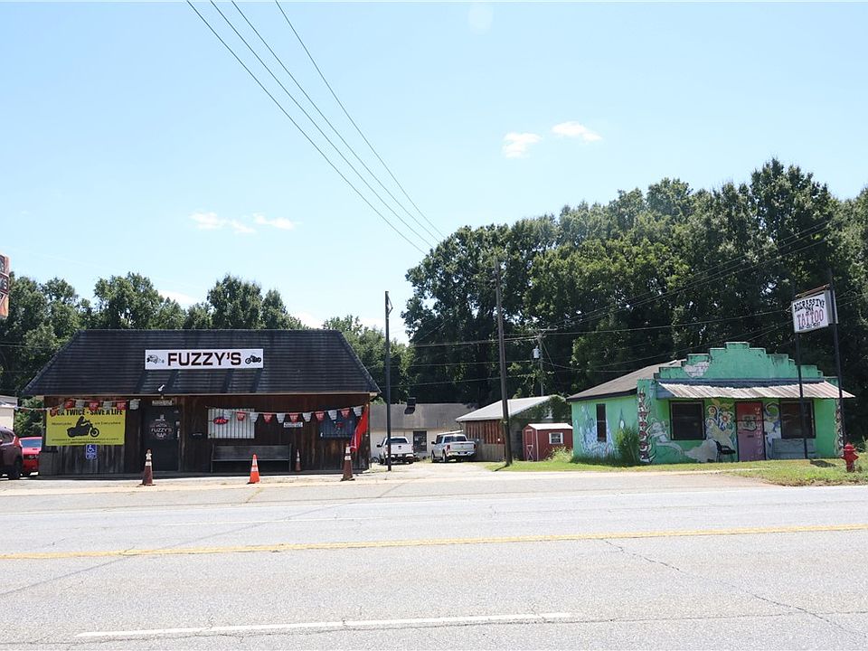 2nd image of 322-324 E Shockley Ferry Rd