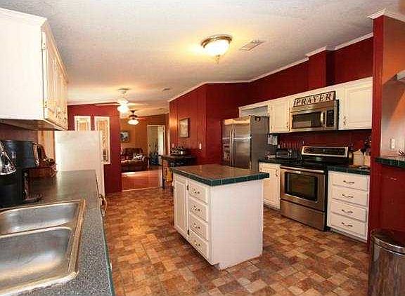 4th image of 207 Kristi Ln