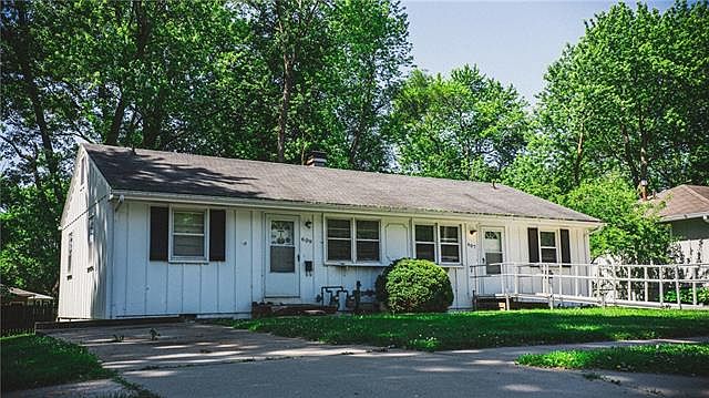 1st image of 607/609 Deweese Ave