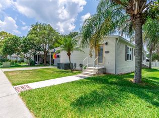 6135 Ridgeway Dr, Zephyrhills, FL 33542