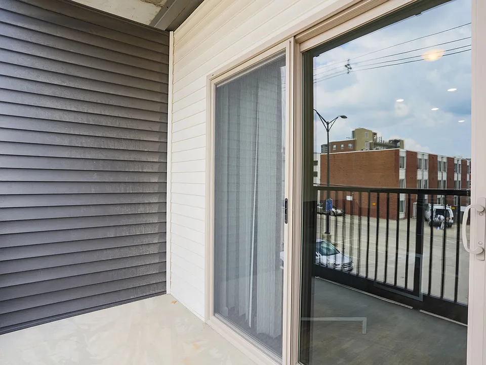 106 E Armory Ave #102