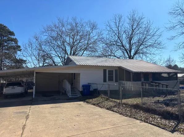 104 Lee St, Linden, TX 75563