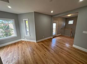 13 Spring St