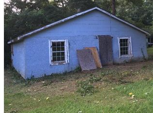 15 Pinson St, Newnan, GA 30263