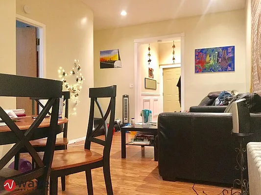 Rented by Wave Real Estate Group | media 26