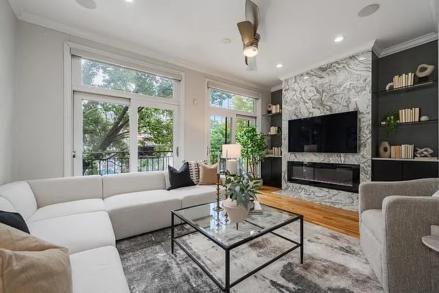 4 bed, 3.5 bath, $8,000 — Photo 3