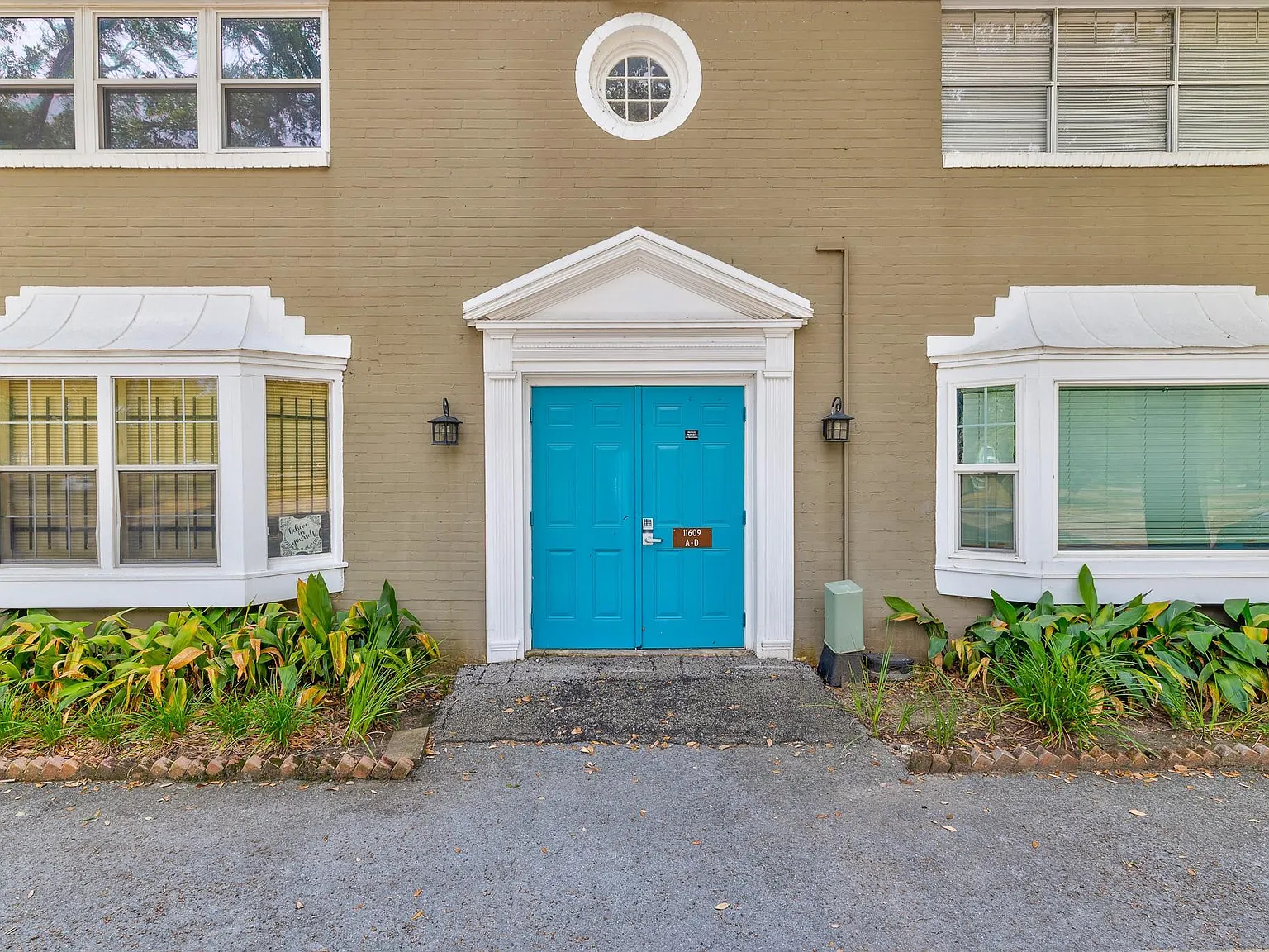 1 bed, 1.0 bath, 664 sqft, $1,195 — Photo 1