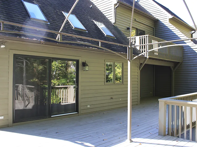 1010 Eastshore Cir — Photo 20