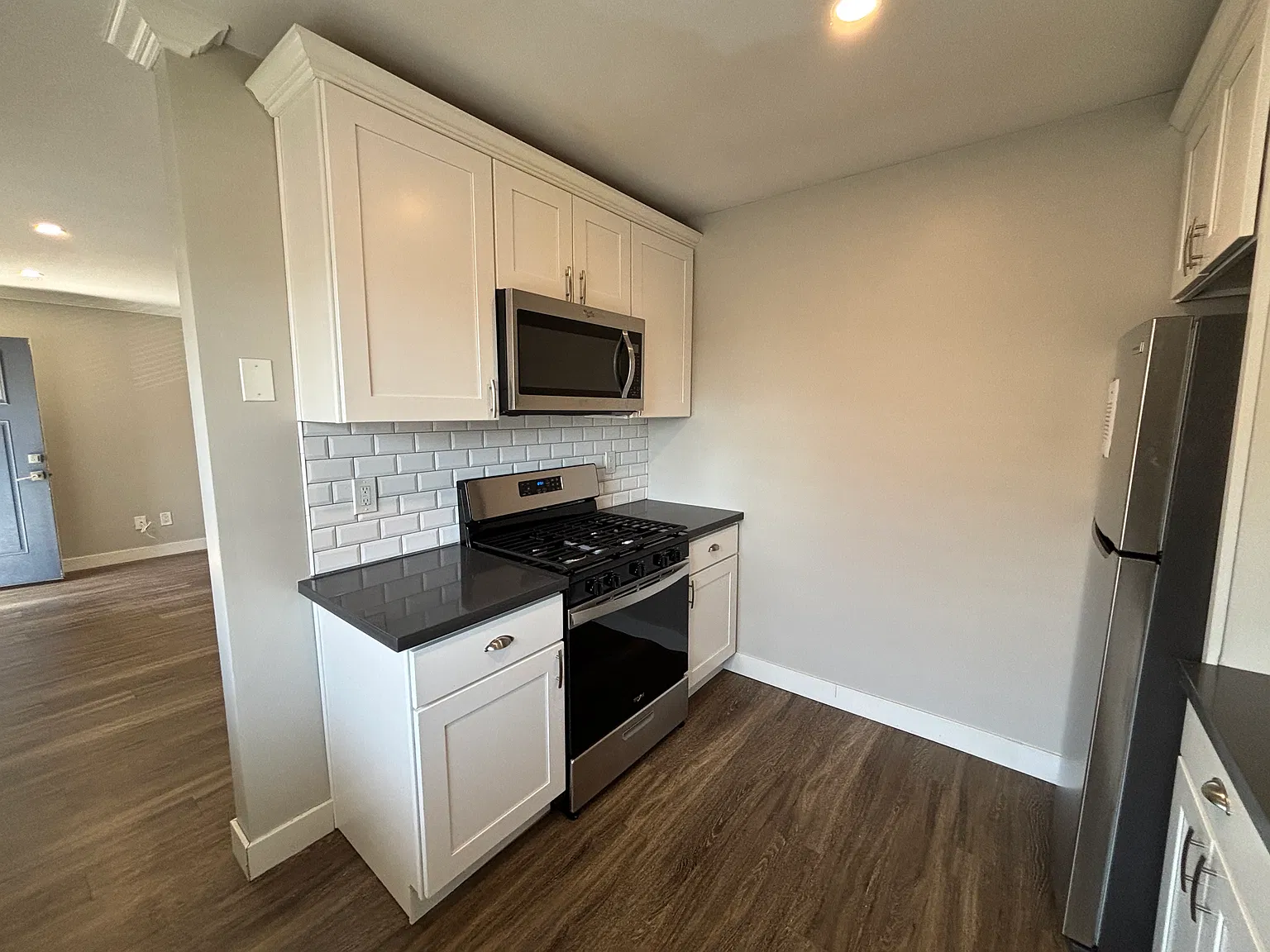 1 bed, 645 sqft, $2,000 — Photo 2