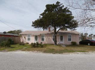122 8th St S, Jacksonville Beach, FL 32250