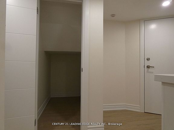 3rd image of 26 Scotswood Rd