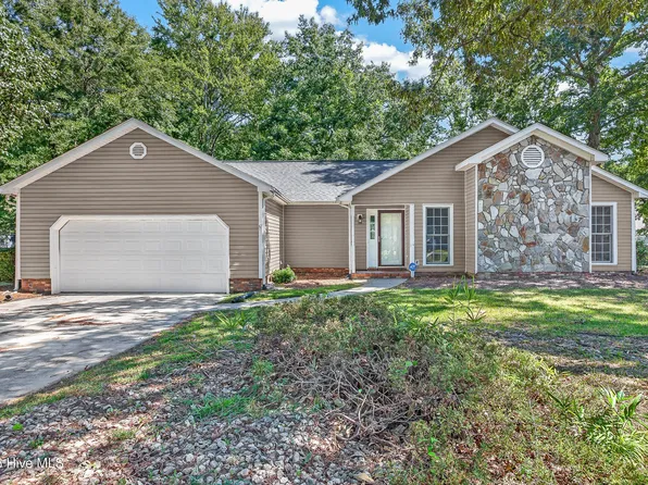 439 Candlewood Drive, Jacksonville, NC 28540